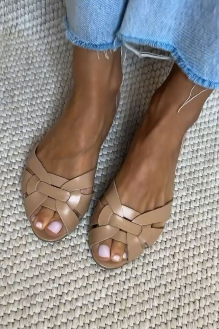 Zarrie - Woven Nature Sandals