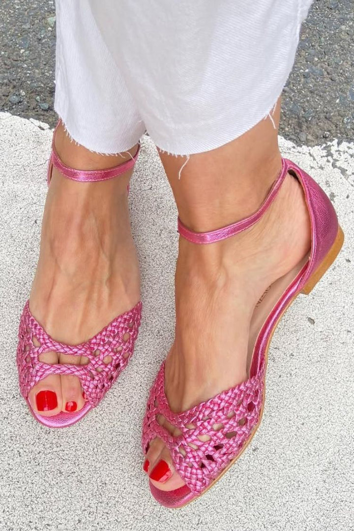 Jolina - Golden Woven Sandals