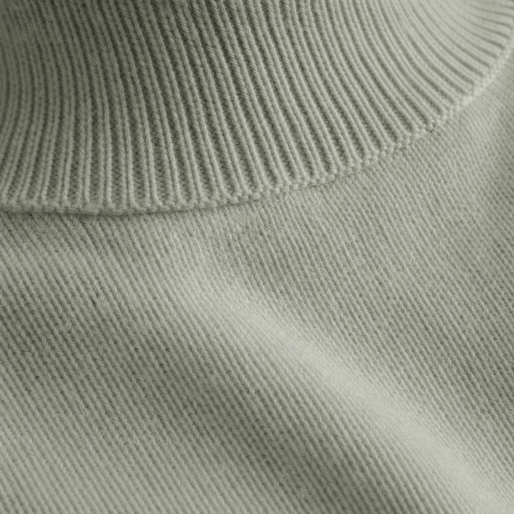 Marilena — detail van het breisel